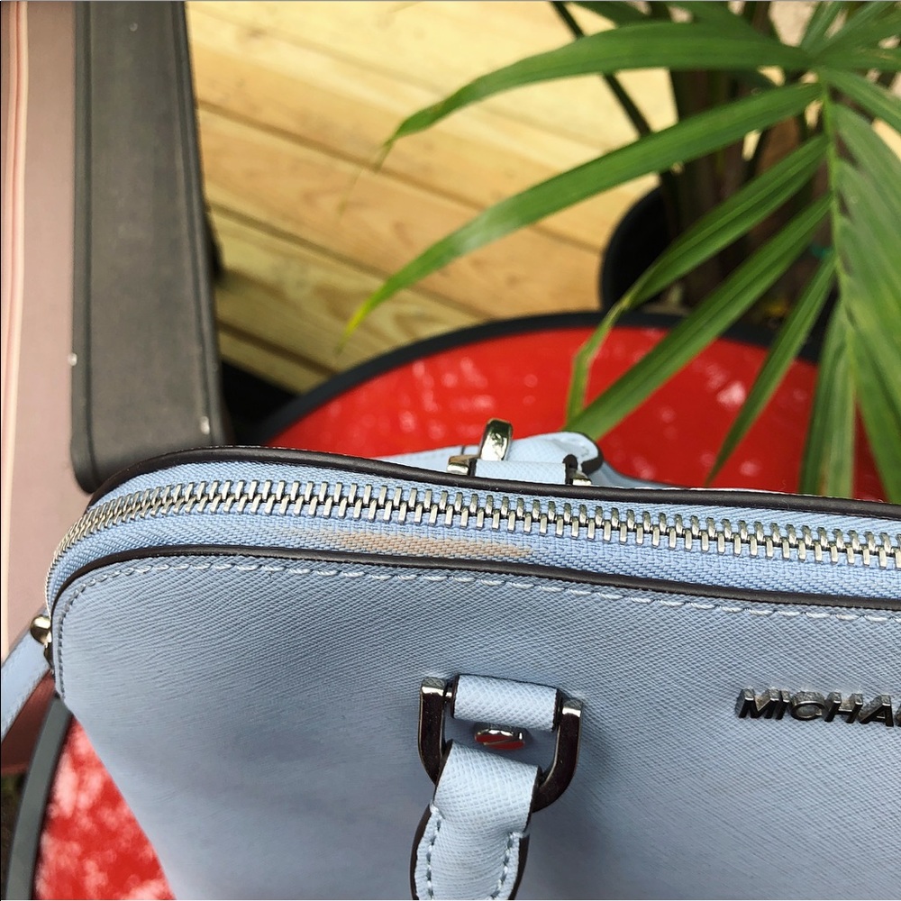 Michael Kors Baby Blue Handbag - Picture 4 of 7